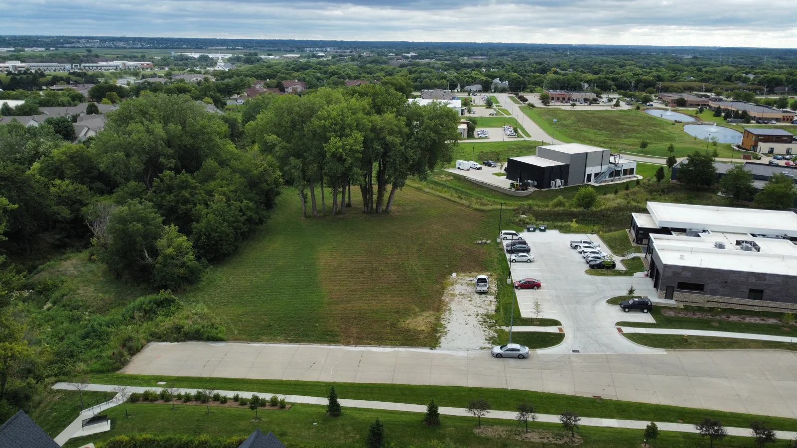 5909 NW 90th St — Sale in Johnston, IA, photo 1 of 4