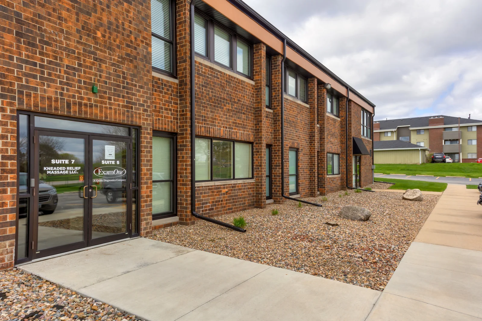 Professional Arts Building — Sale in West Des Moines, IA, photo 3 of 3