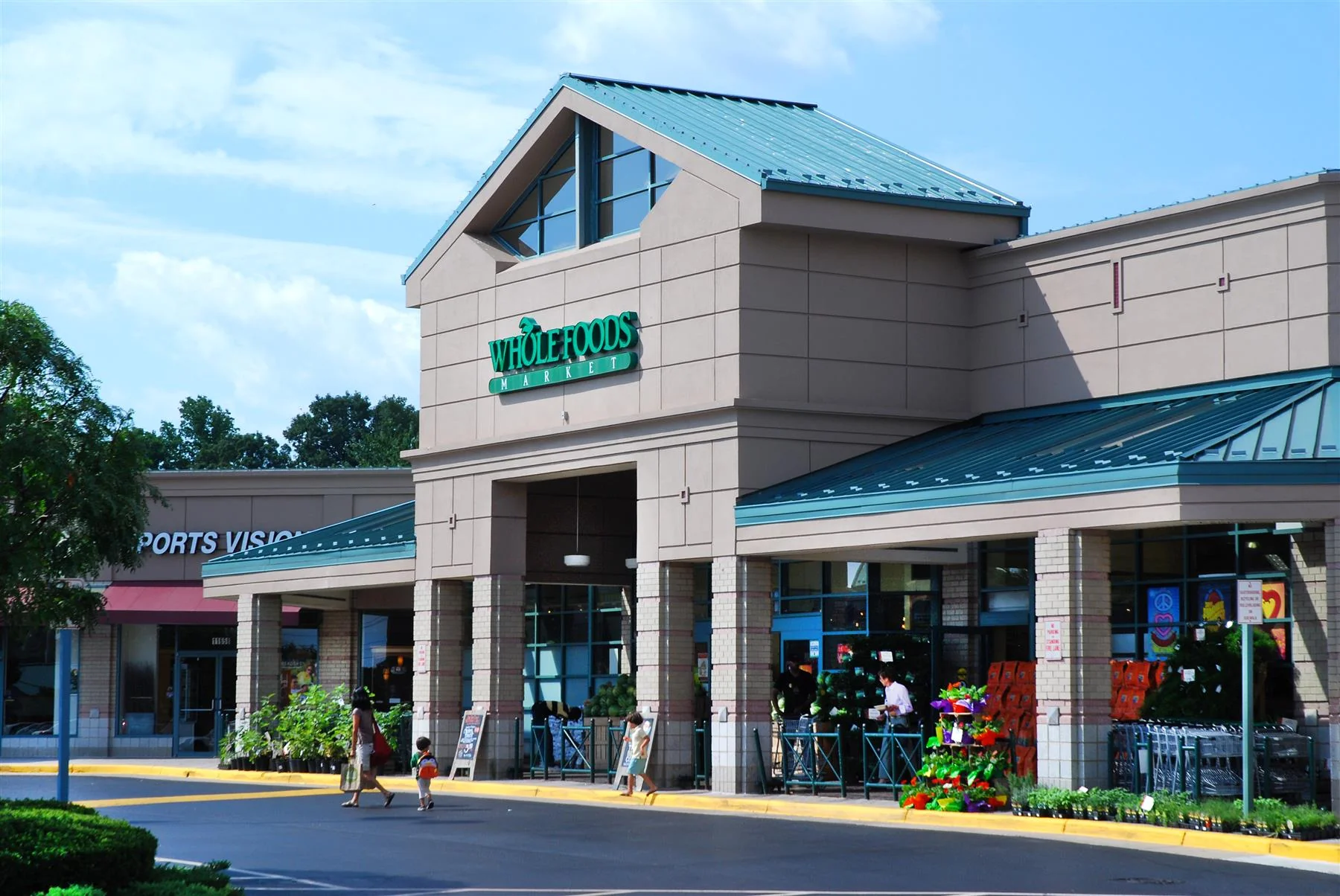 Plaza America Shopping Center