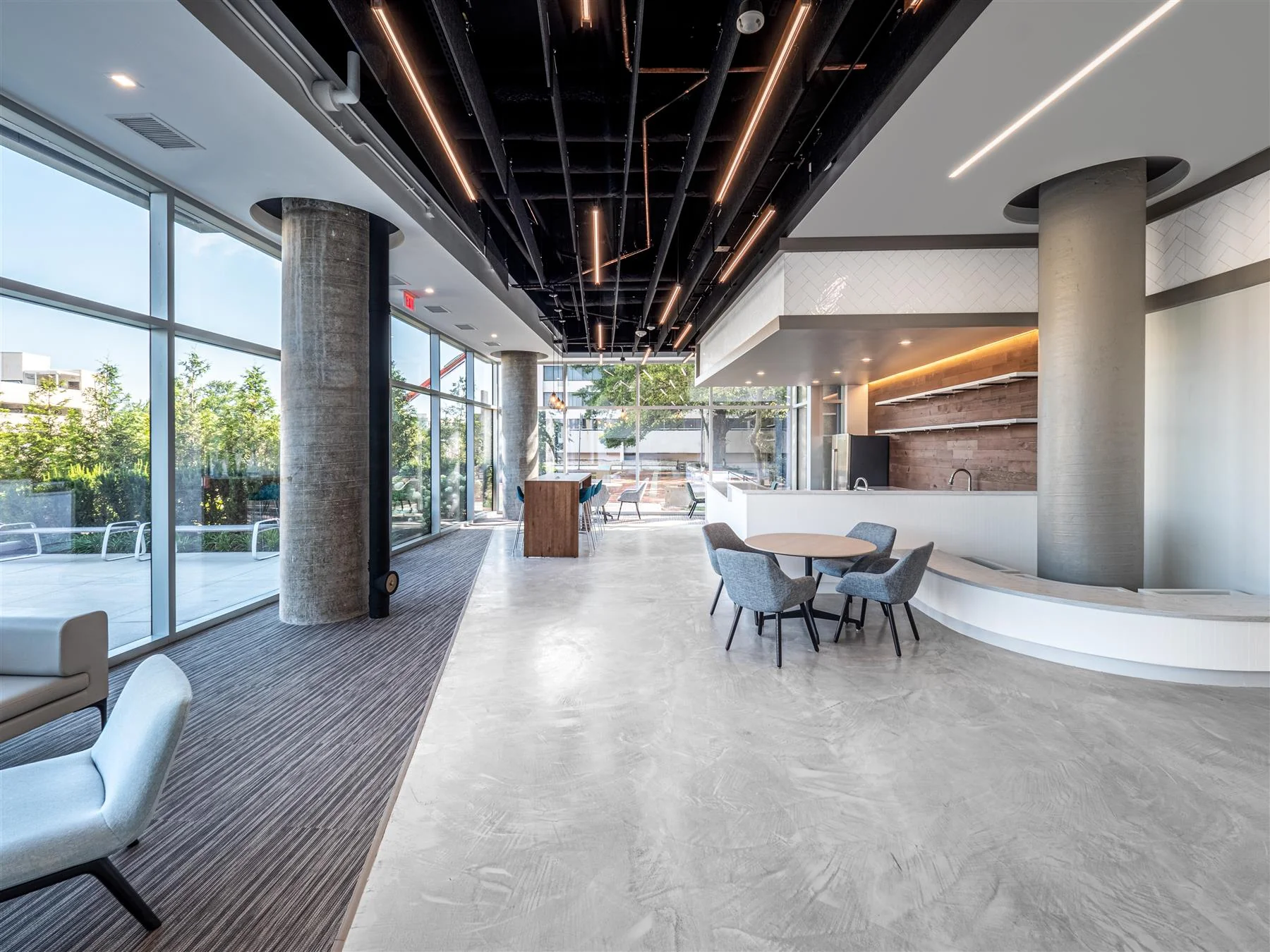 International Tower — Lease in Reston, VA, photo 4 of 8