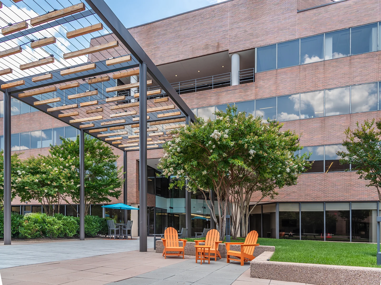 NewPointe East — Lease in Reston, VA, photo 2 of 8