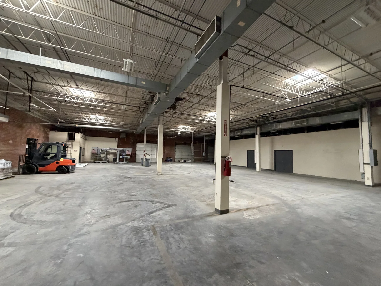 2084 US Hwy 70 West — Lease in Goldsboro, NC, photo 2 of 8