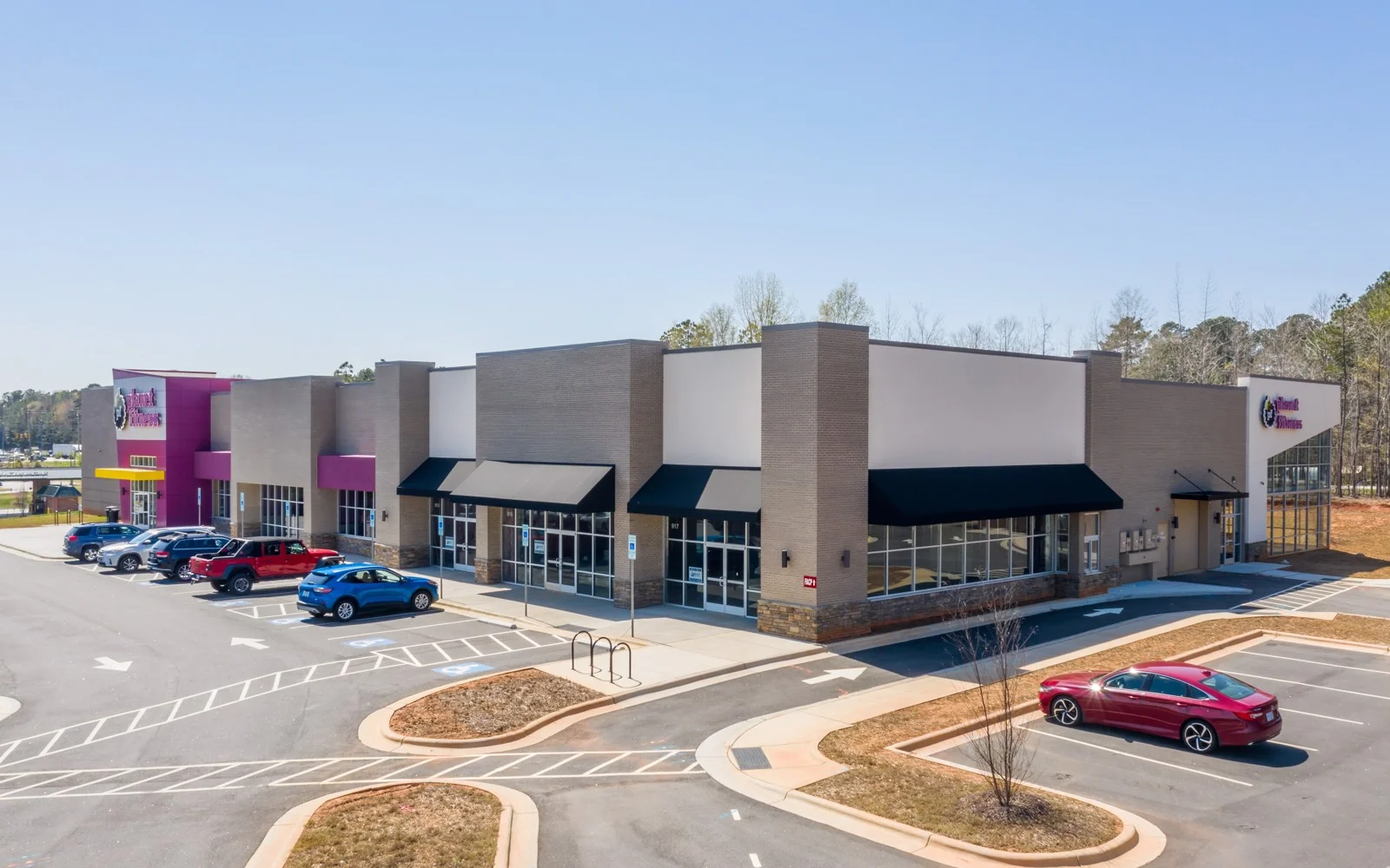 Retail in Wake Forest, NC - photo 1 - Wake Forest, NC