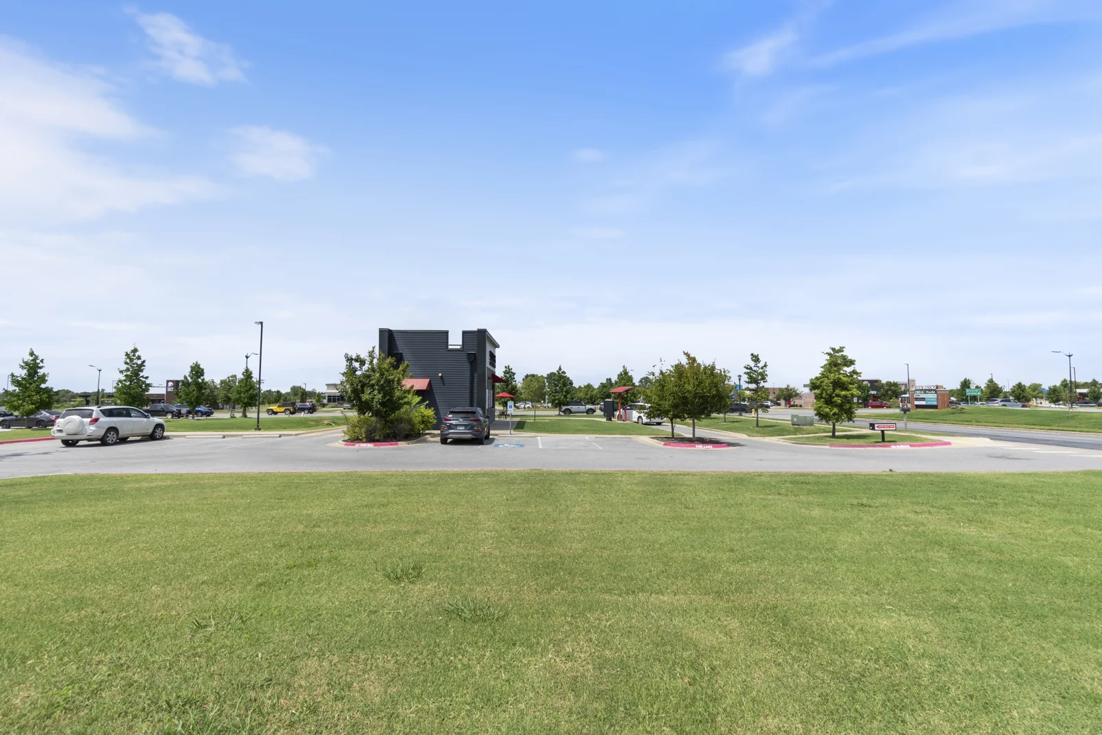 1101 SW Regional Airport Blvd — Sale in Bentonville, AR, photo 2 of 5
