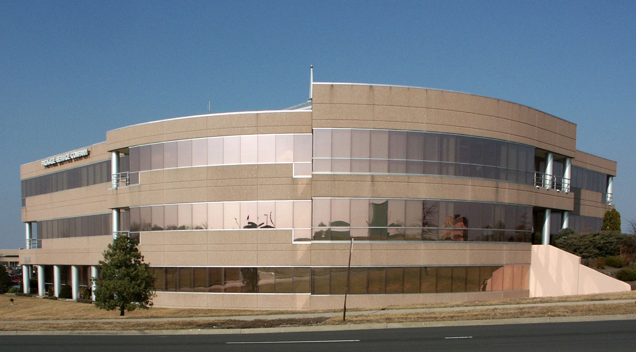 One Ambassador Plaza — Sale in Kansas City, MO, photo 2 of 6