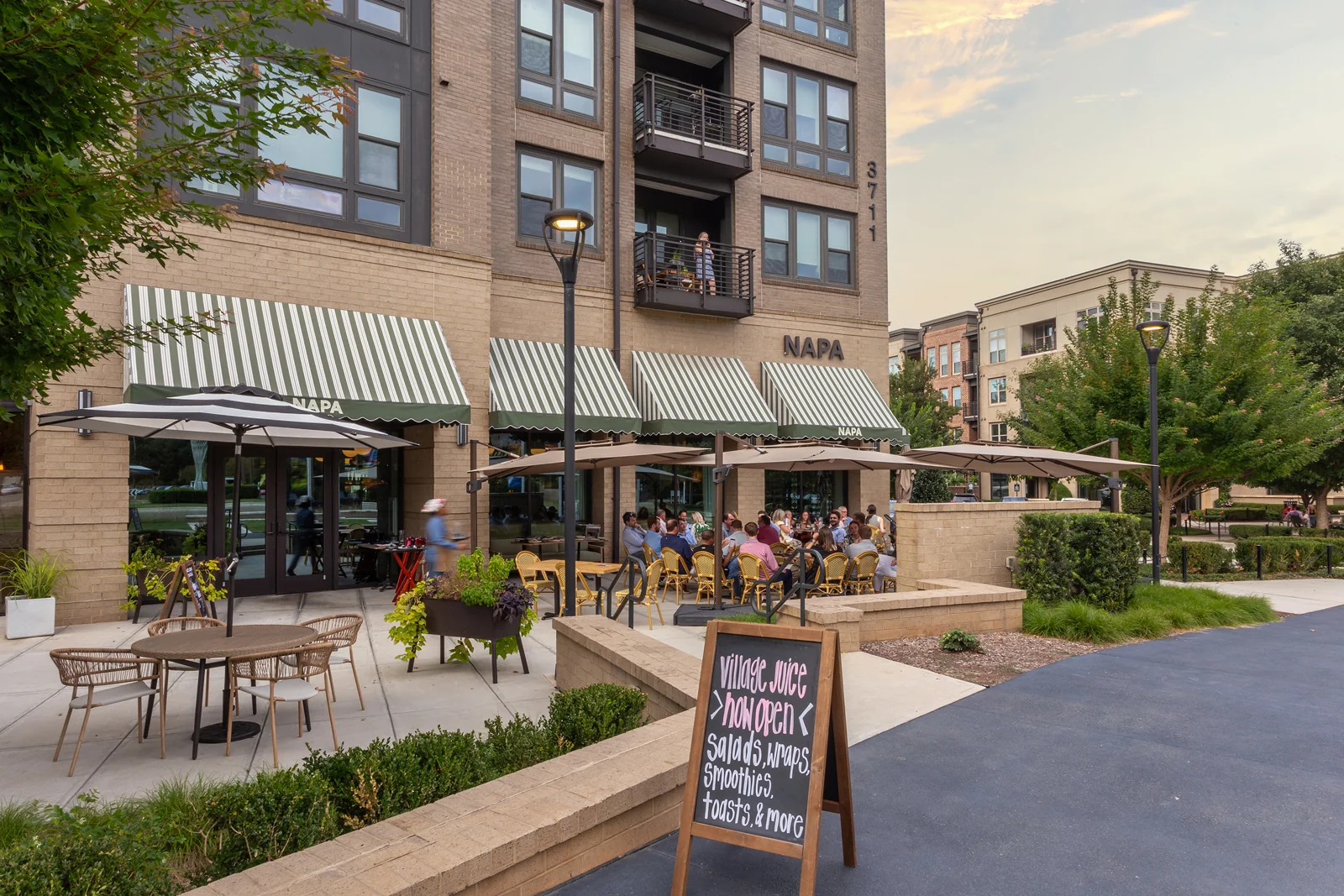 Glenwood Place — Lease in Raleigh, NC, photo 4 of 8