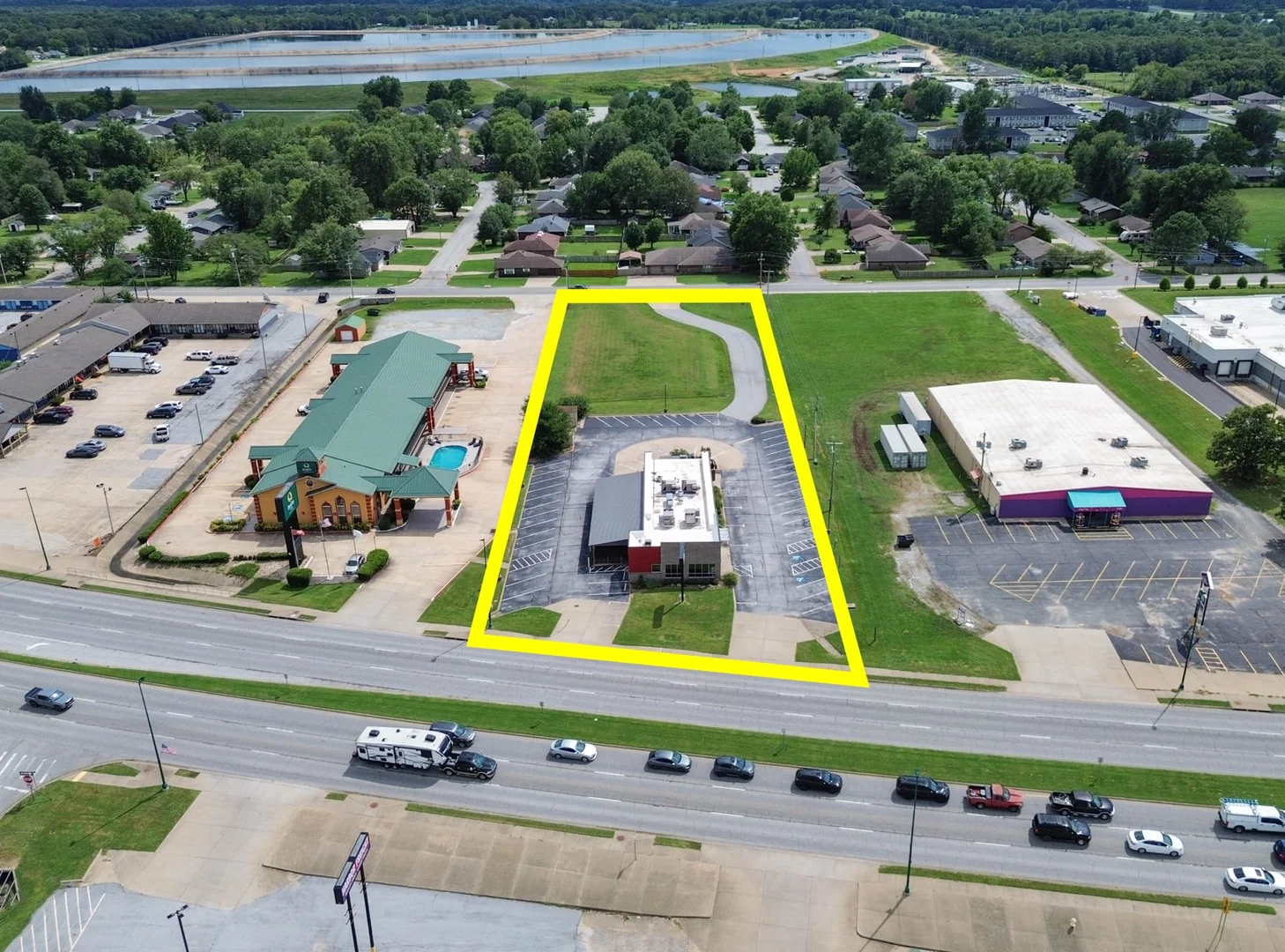 Property in Unknown, XX - photo 2 - Siloam Springs, AR