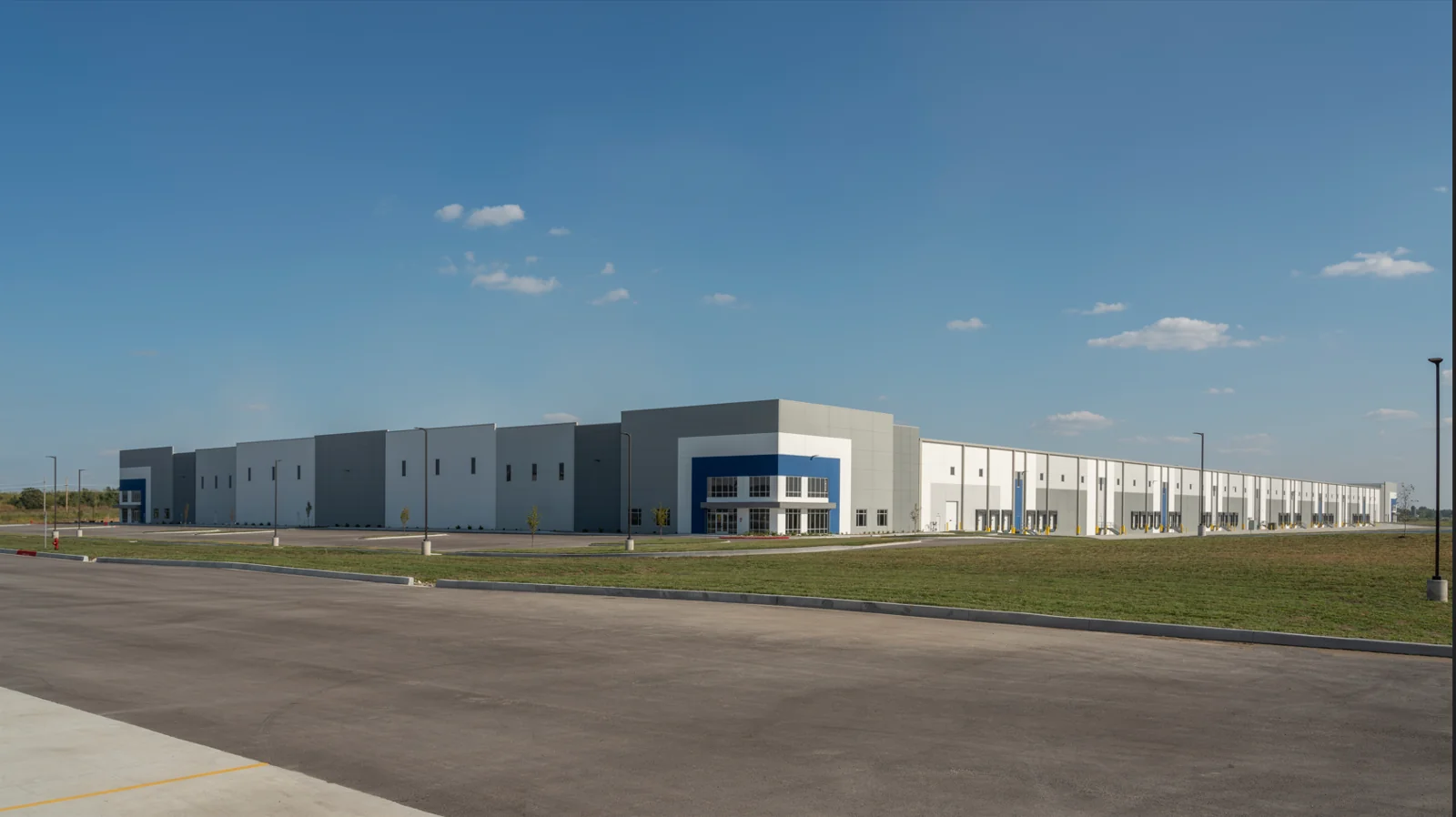 New Century Commerce Center B1 — Lease in New Century, KS, photo 5 of 5