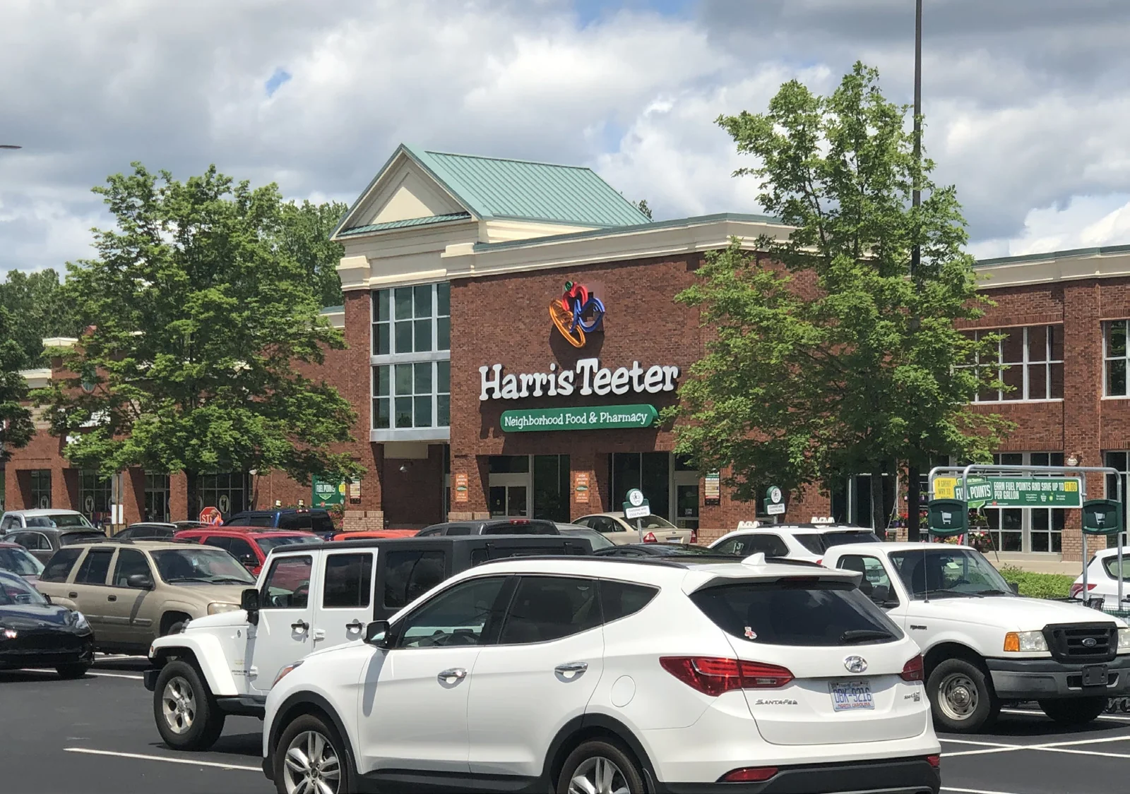 Fuquay Crossing — Lease in Fuquay-Varina, NC, photo 1 of 5