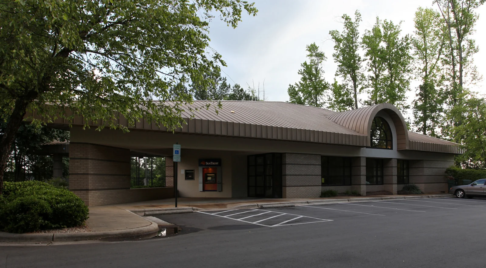 950 Harrison Avenue — Lease in Cary, NC, photo 1 of 1