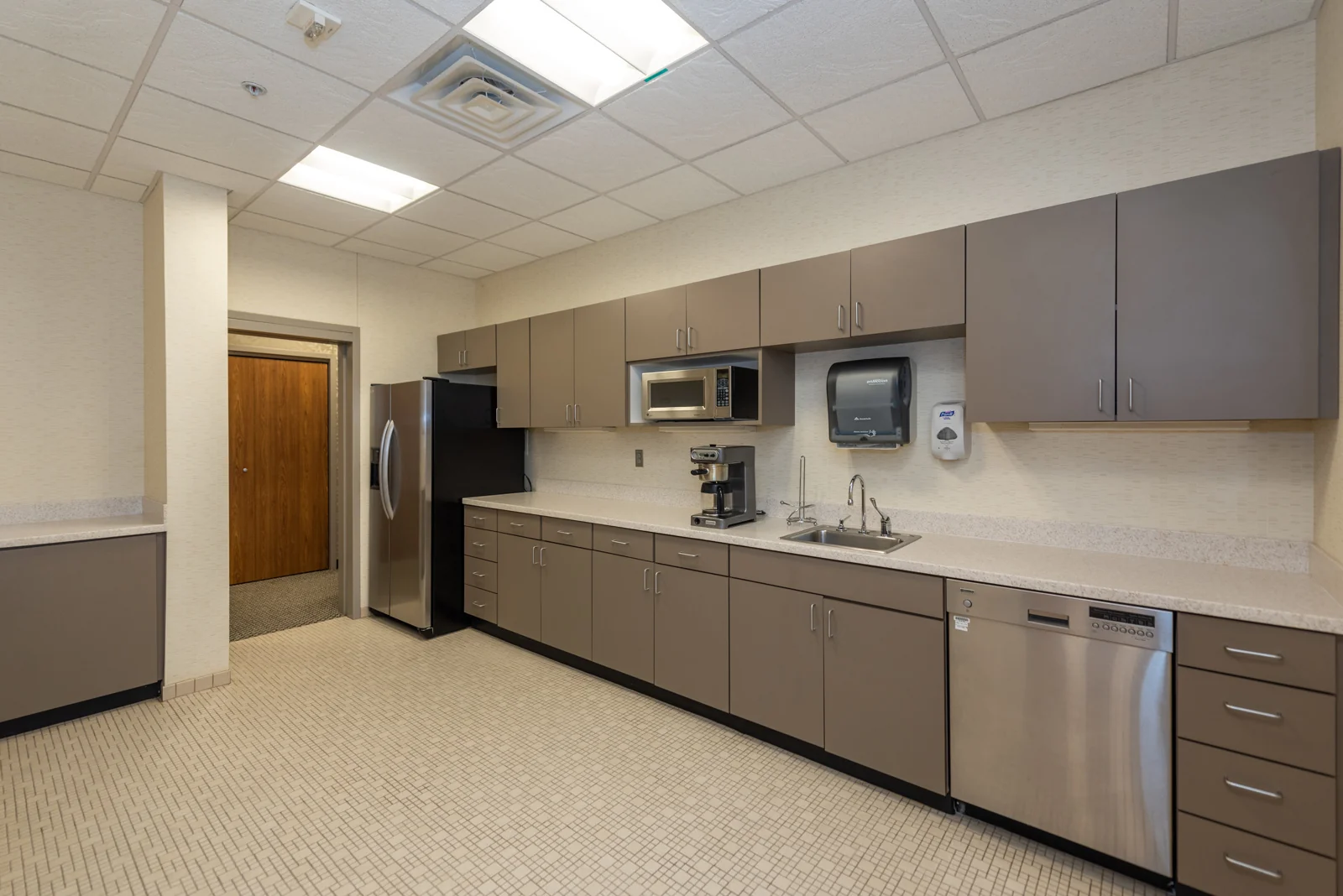 Office in Charlottesville, VA — Lease in Charlottesville, VA, photo 6 of 8