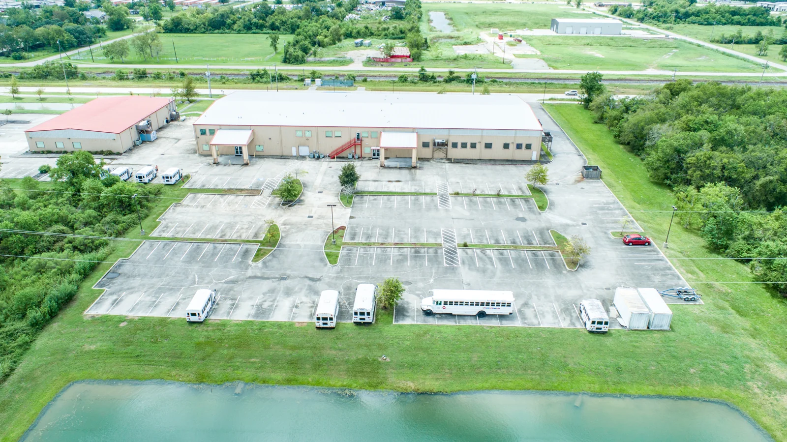 Industrial in League City, TX — Sale in League City, TX, photo 4 of 5