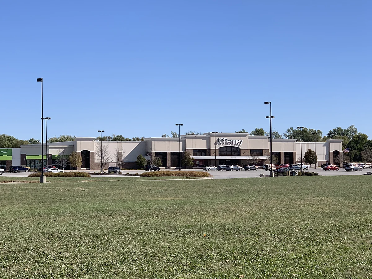 The Marketplace Outlot, Council Bluffs, IA — Sale in Council Bluffs, IA, photo 4 of 5