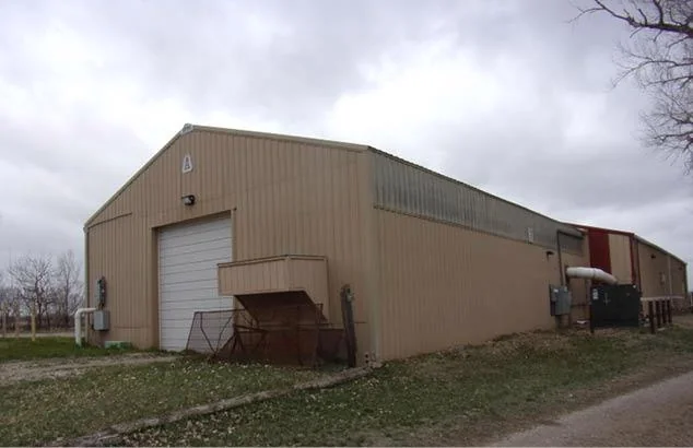 Industrial in Bellevue, NE — Sale in Bellevue, NE, photo 5 of 8