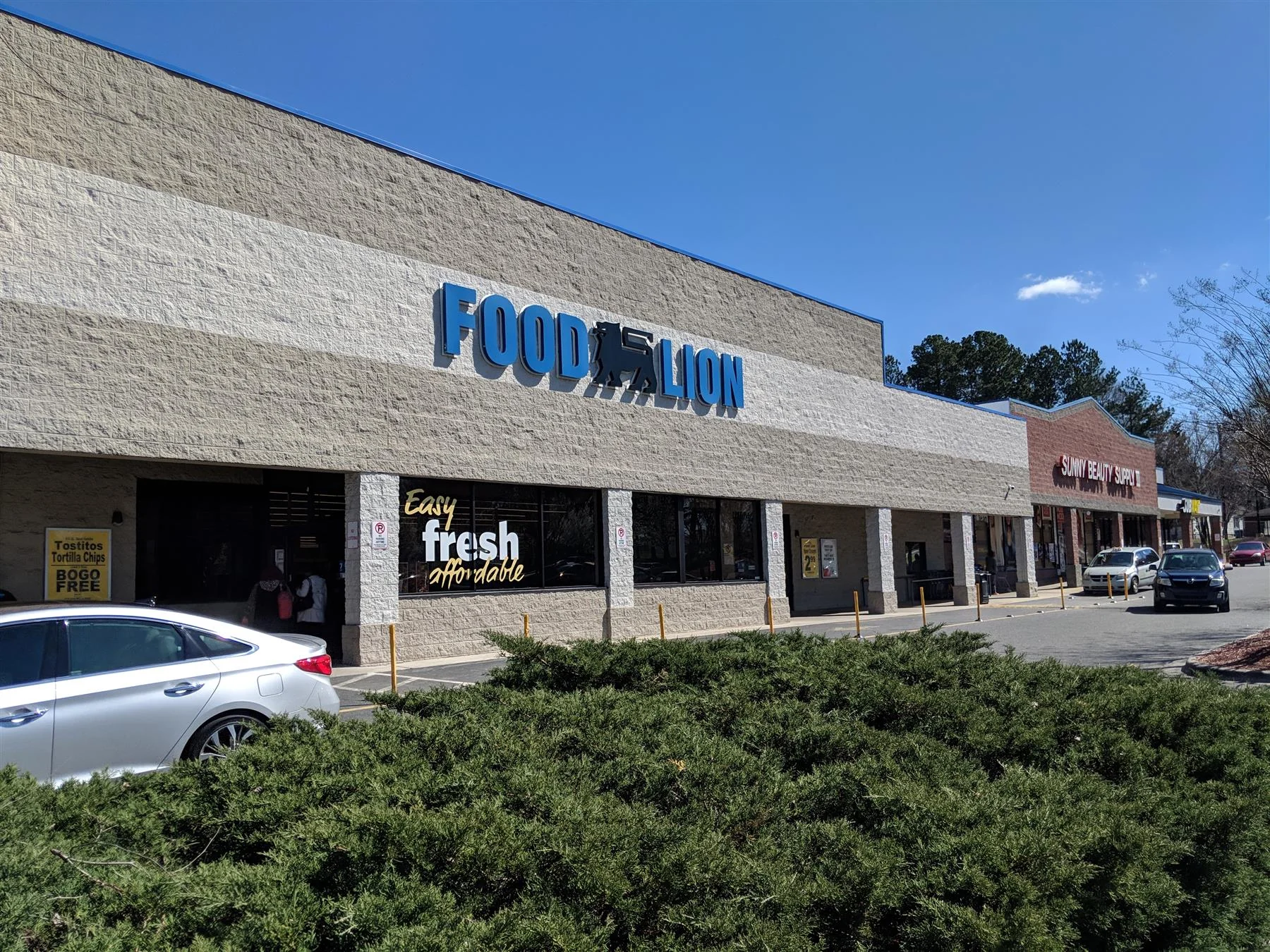 Oxford Commons - retail in Durham, NC