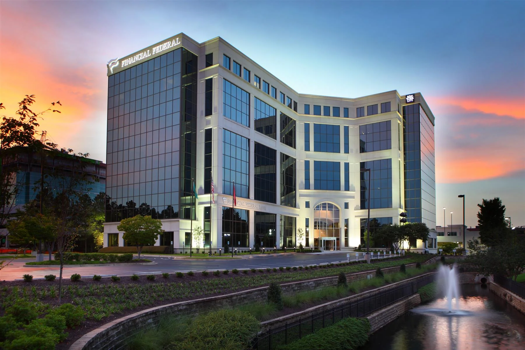Renaissance Center — Lease in Memphis, TN, photo 1 of 5