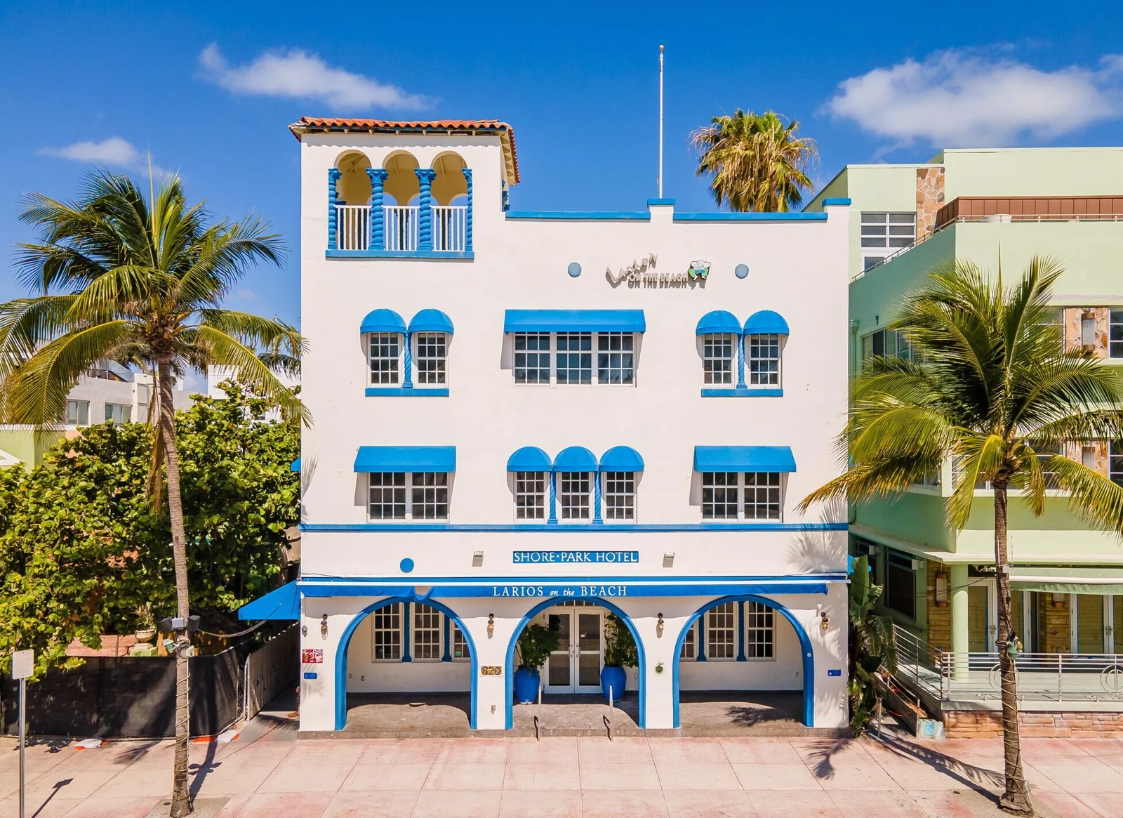Retail in Miami Beach, FL — Lease in Miami Beach, FL, photo 1 of 8