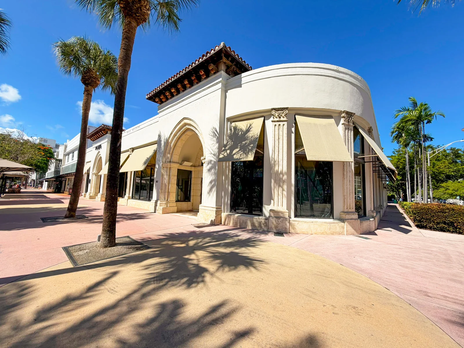 Retail in Miami Beach, FL — Lease in Miami Beach, FL, photo 8 of 8
