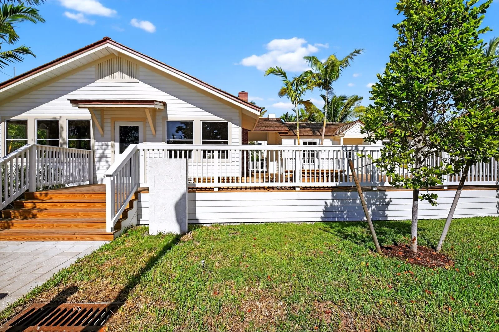 Sundy Village — Lease in Delray Beach, FL, photo 2 of 4