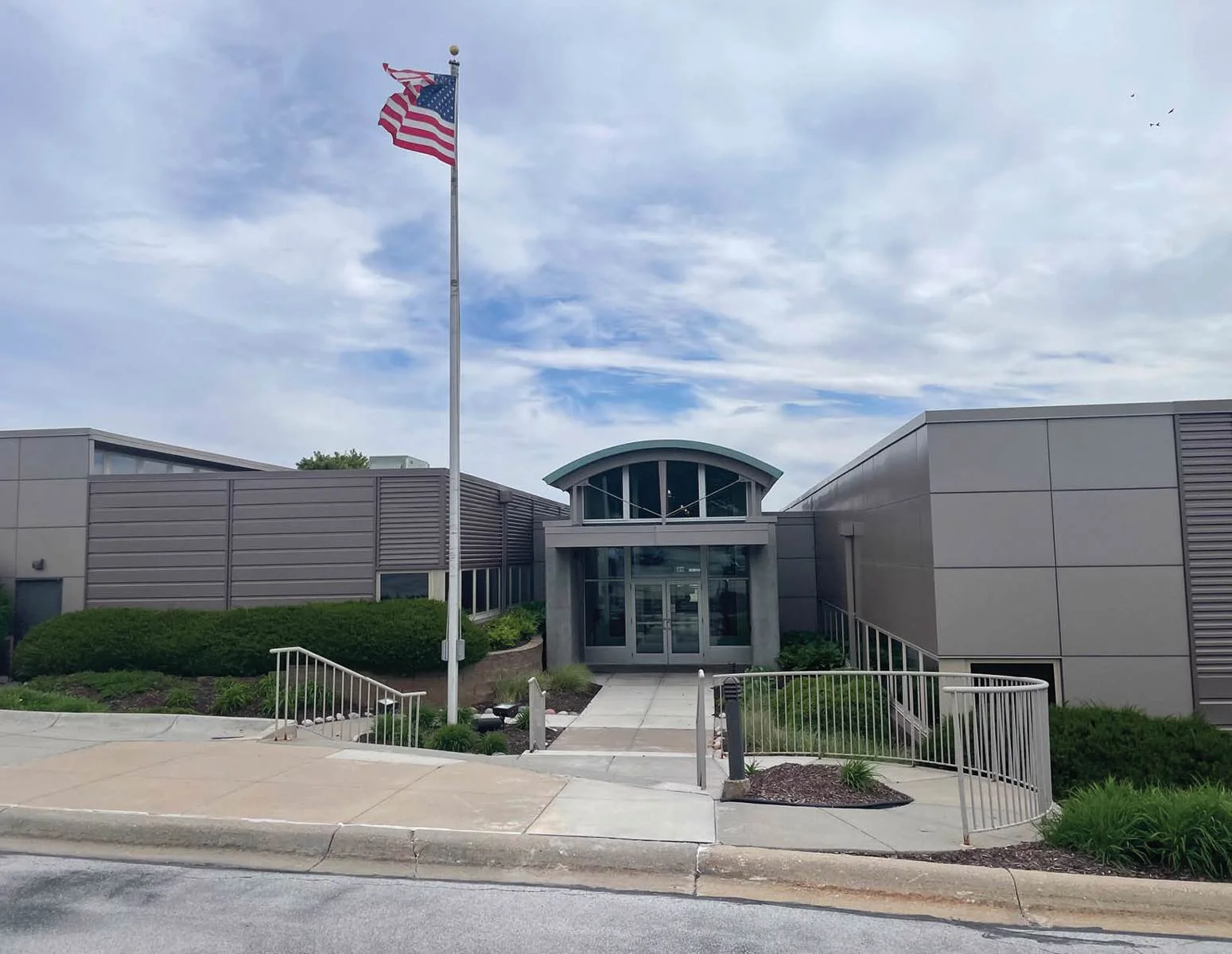Office / Special Purpose | For Sale — Sale in Omaha, NE, photo 2 of 8