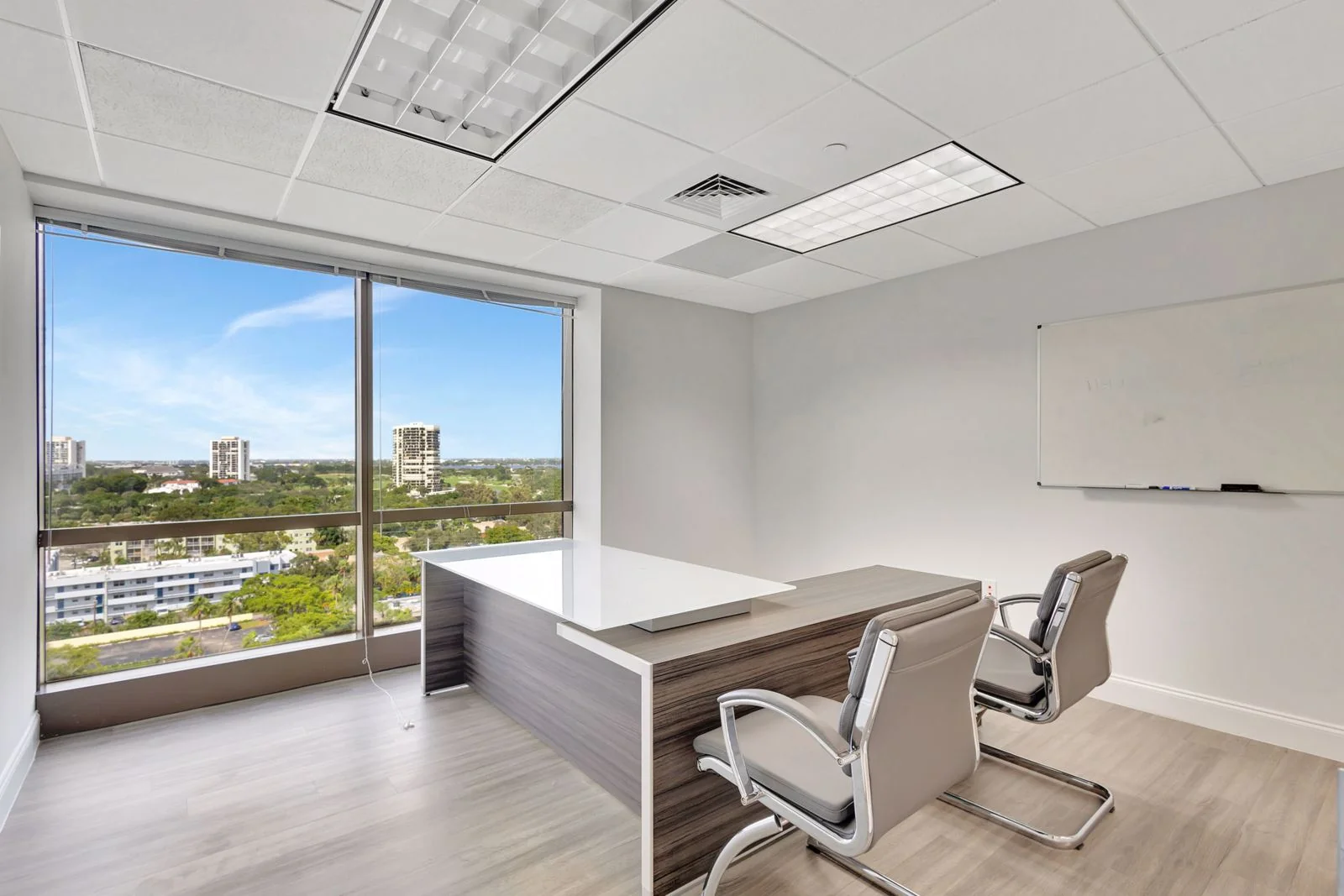1645 Palm Beach Lakes — Lease in West Palm Beach, FL, photo 2 of 4