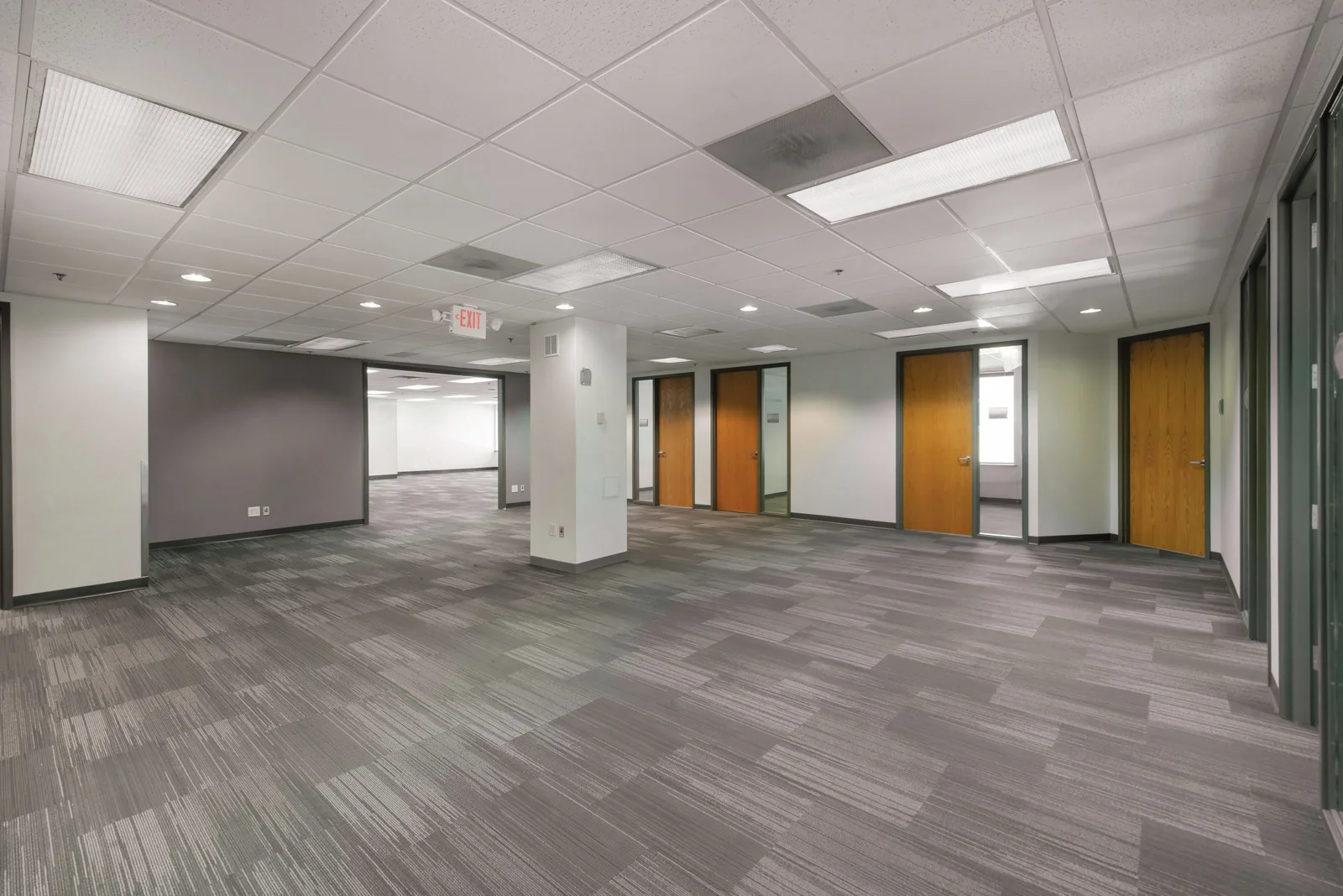 200 West Franklin Street — Lease in Chapel Hill, NC, photo 3 of 3