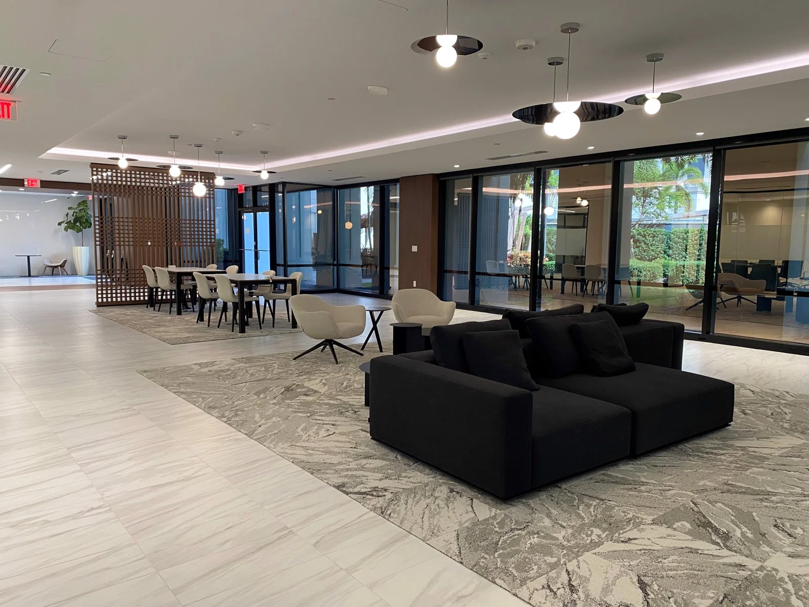Boca Center — Lease in Boca Raton, FL, photo 3 of 8