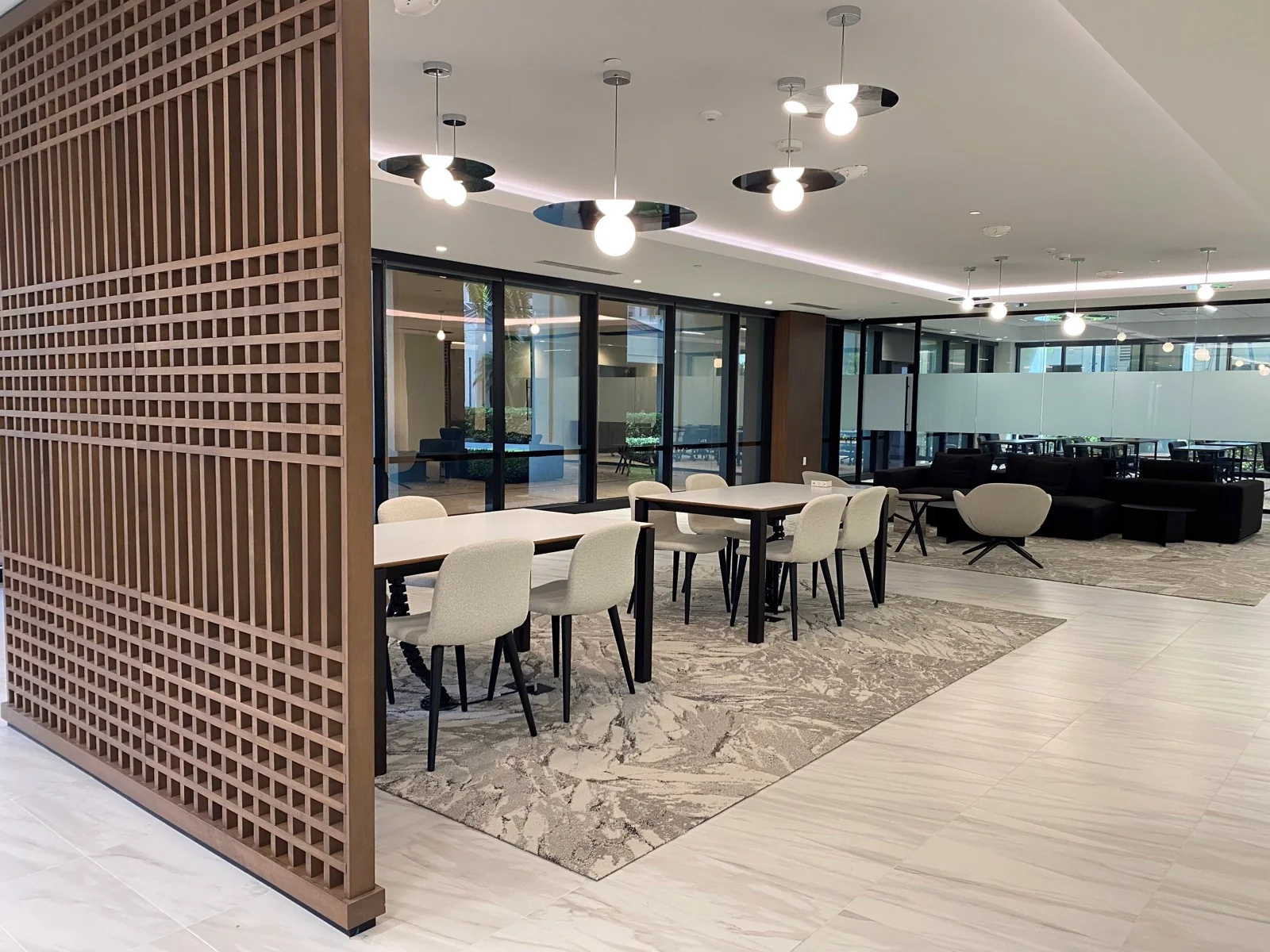 Boca Center — Lease in Boca Raton, FL, photo 7 of 8