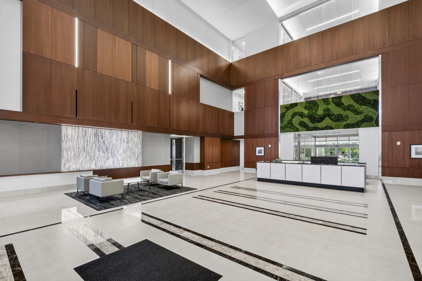 Offices at The Eclipse — Lease in Boca Raton, FL, photo 2 of 4
