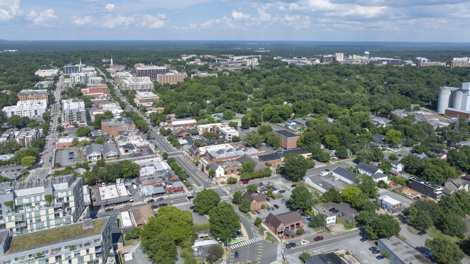 Retail in Chapel Hill, NC — Lease in Chapel Hill, NC, photo 6 of 8