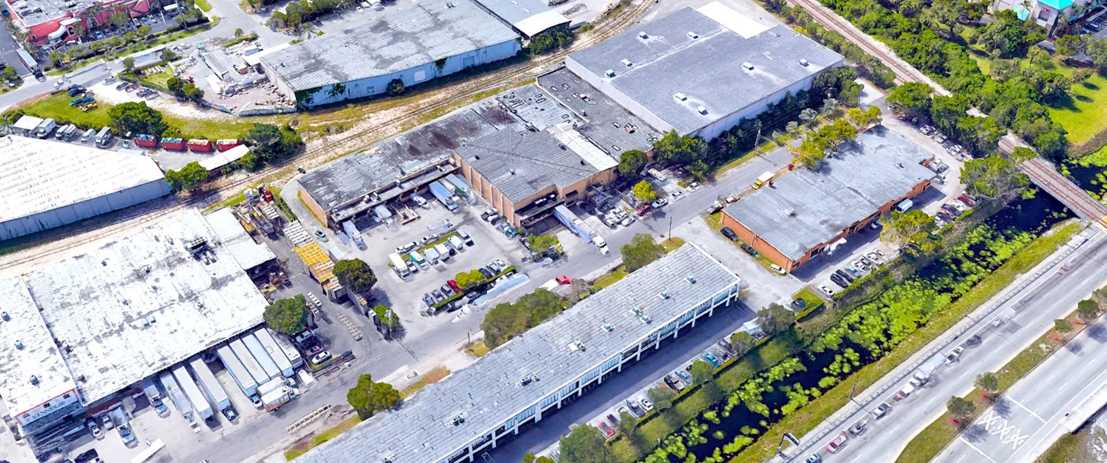 Pompano Beach Warehouse - photo 1 - Pompano Beach, FL