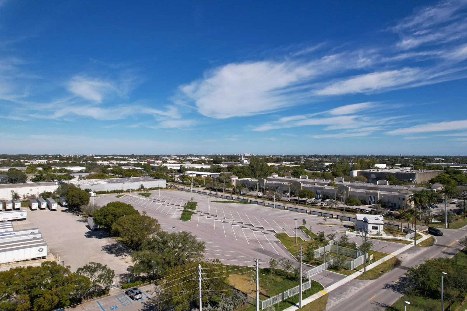 Pompano Beach Truck Parking Facility — Lease in Pompano Beach, FL, photo 4 of 8