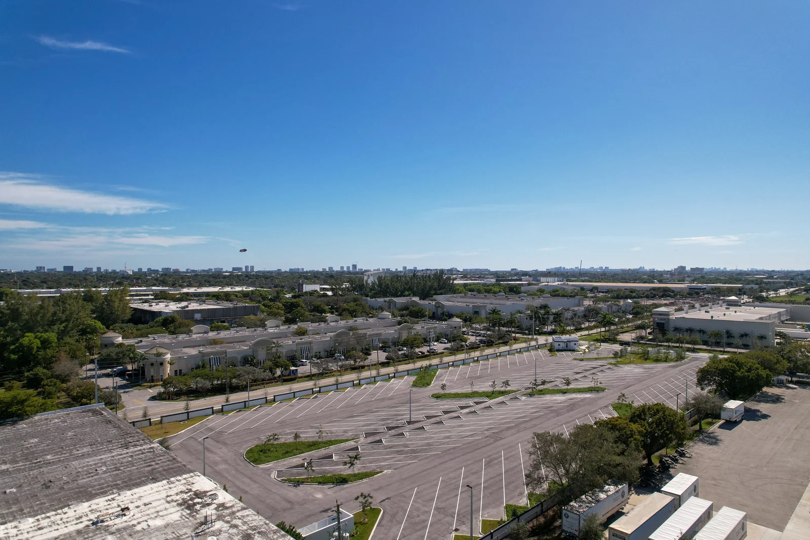 Pompano Beach Truck Parking Facility — Lease in Pompano Beach, FL, photo 5 of 8