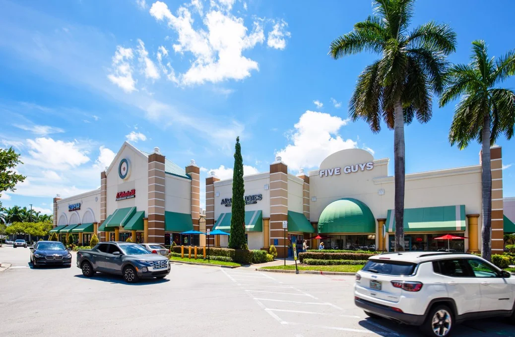 Cypress Creek Station — Lease in Fort Lauderdale, FL, photo 2 of 4