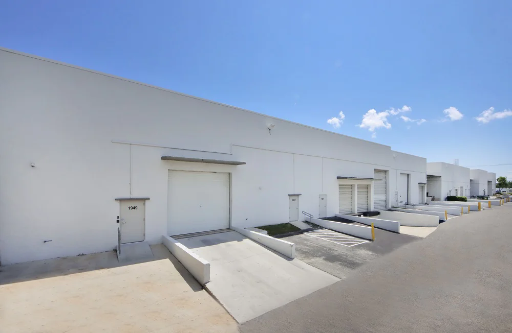 Prologis Hollywood Park 6 — Lease in Dania Beach, FL, photo 3 of 8