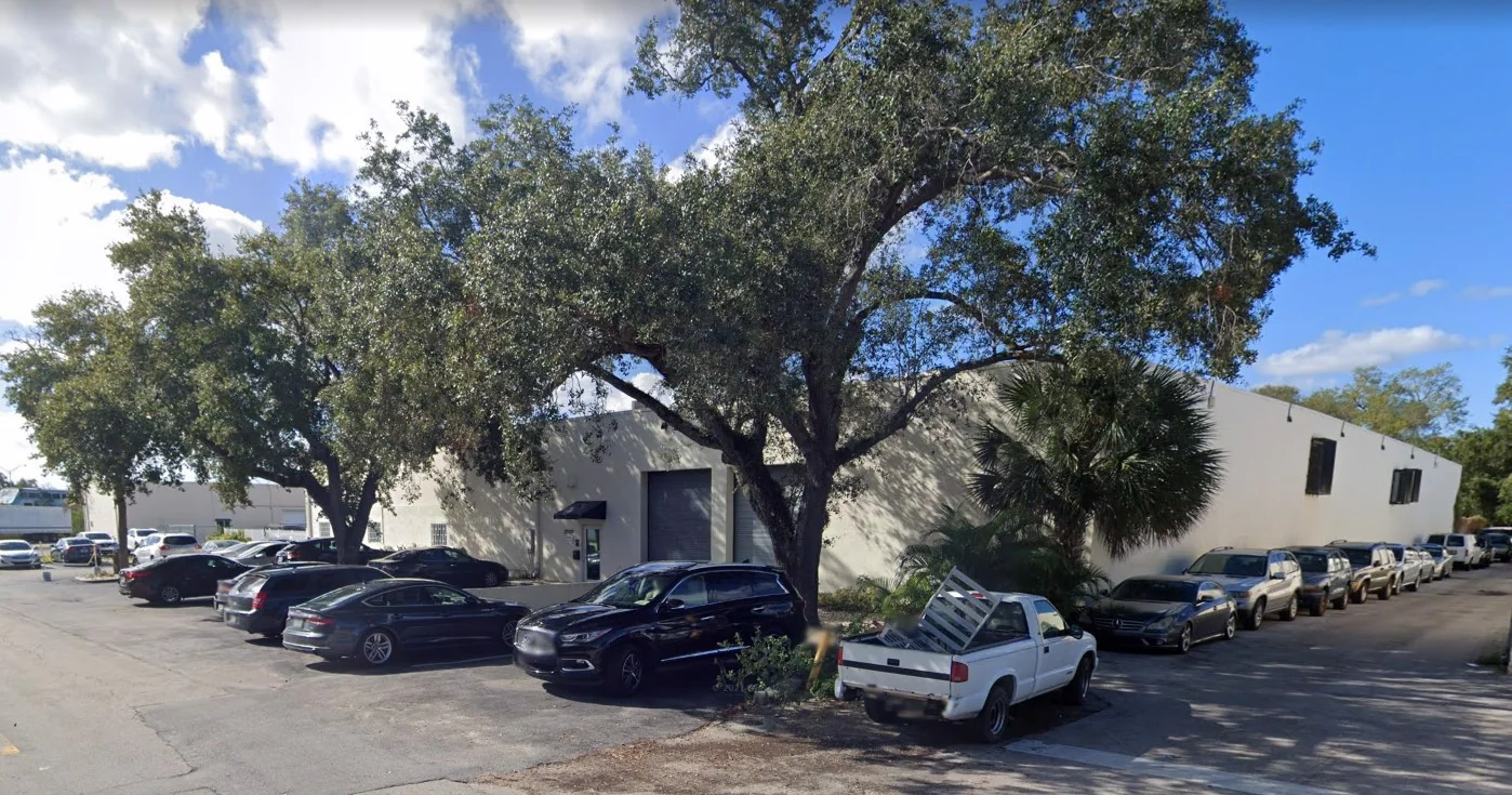 Aventura Warehouse - industrial in Miami, FL