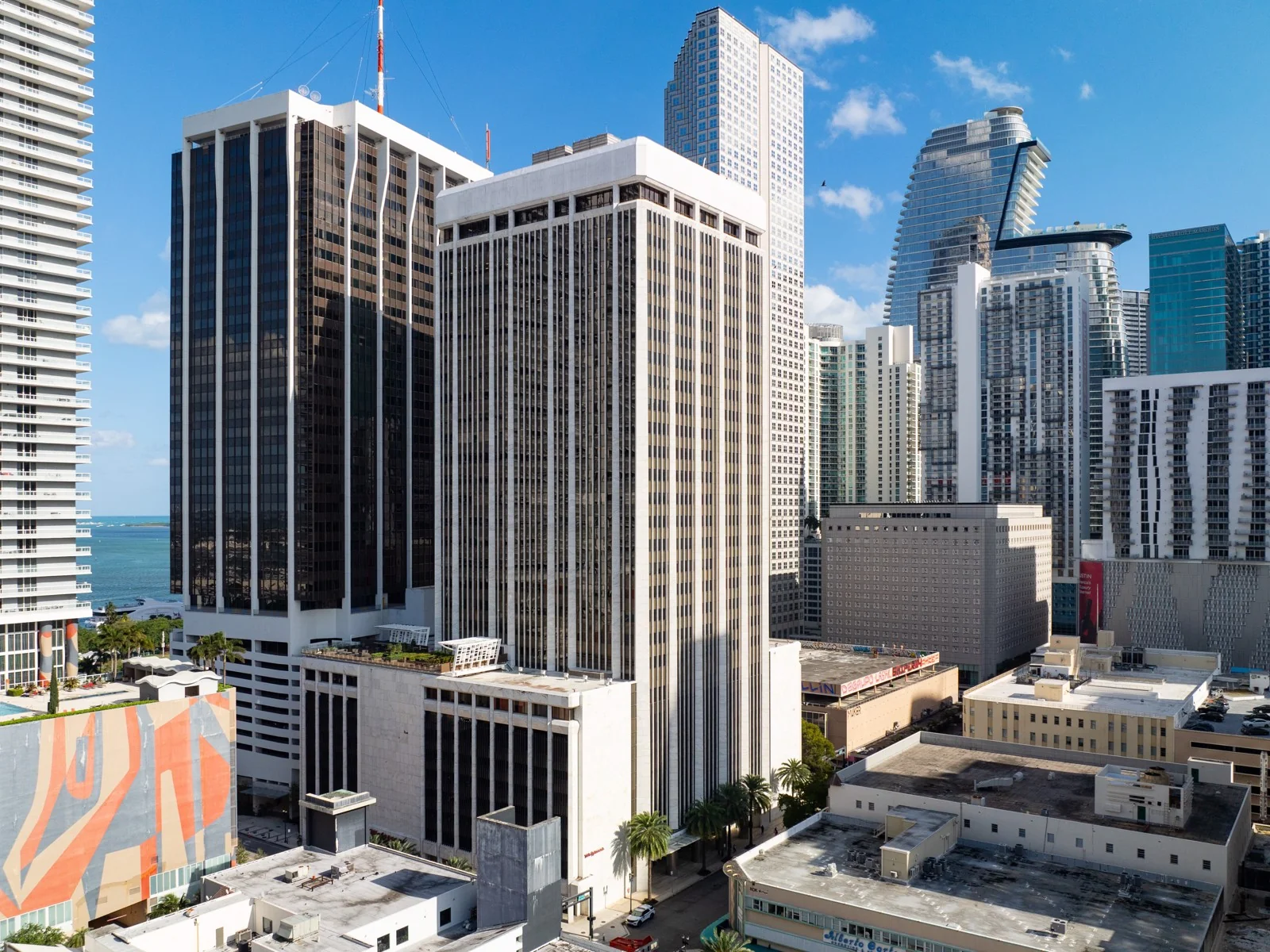 One Downtown - office in Miami, FL