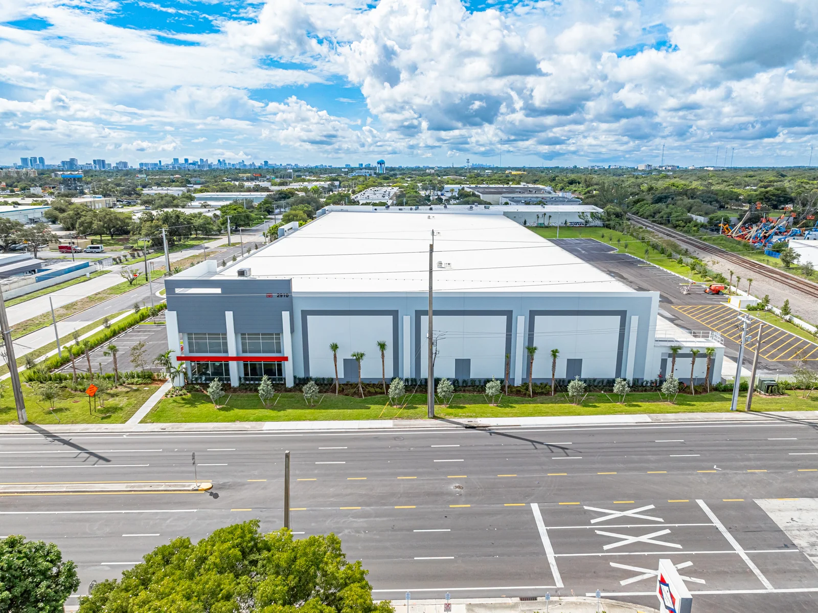 Stirling Logistics Center — Lease in Hollywood, FL, photo 4 of 5