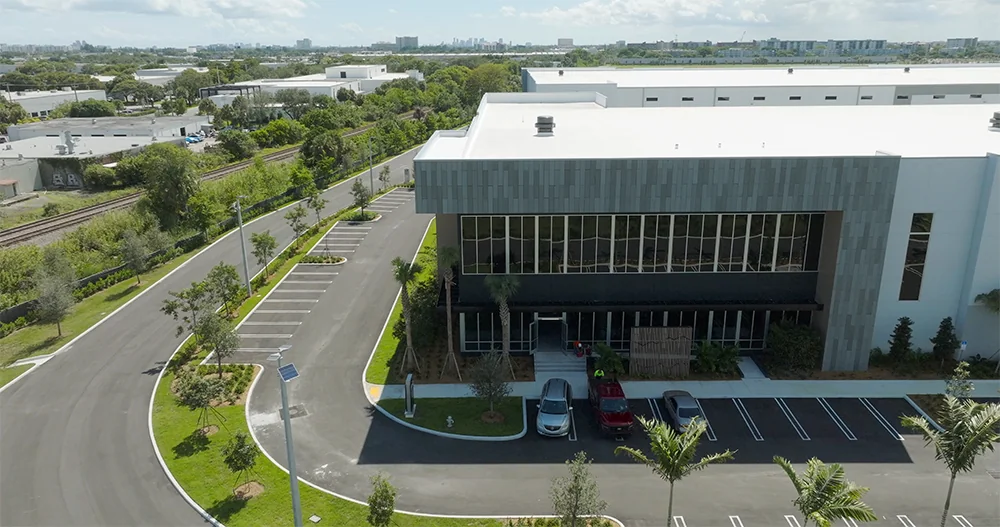 Race Track Logistics Pompano — Lease in Pompano Beach, FL, photo 6 of 8