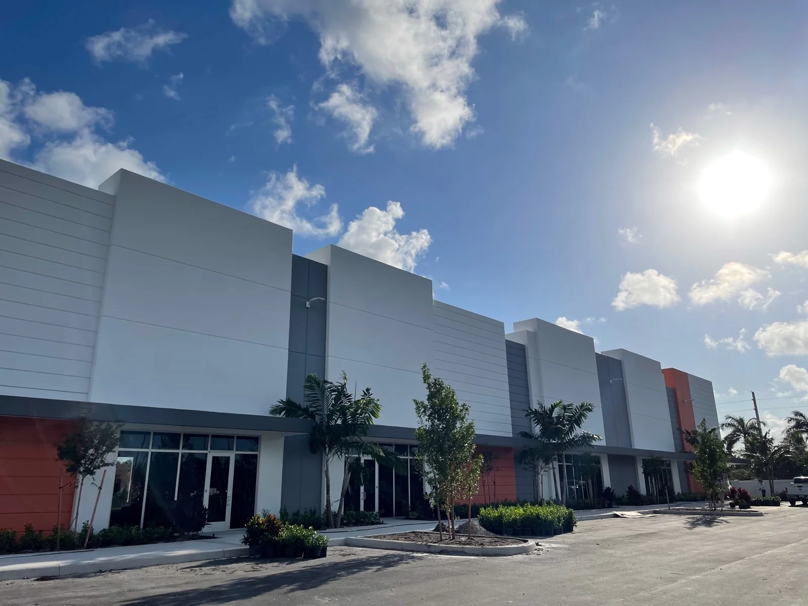 Powerline Business Center — Lease in Pompano Beach, FL, photo 1 of 3