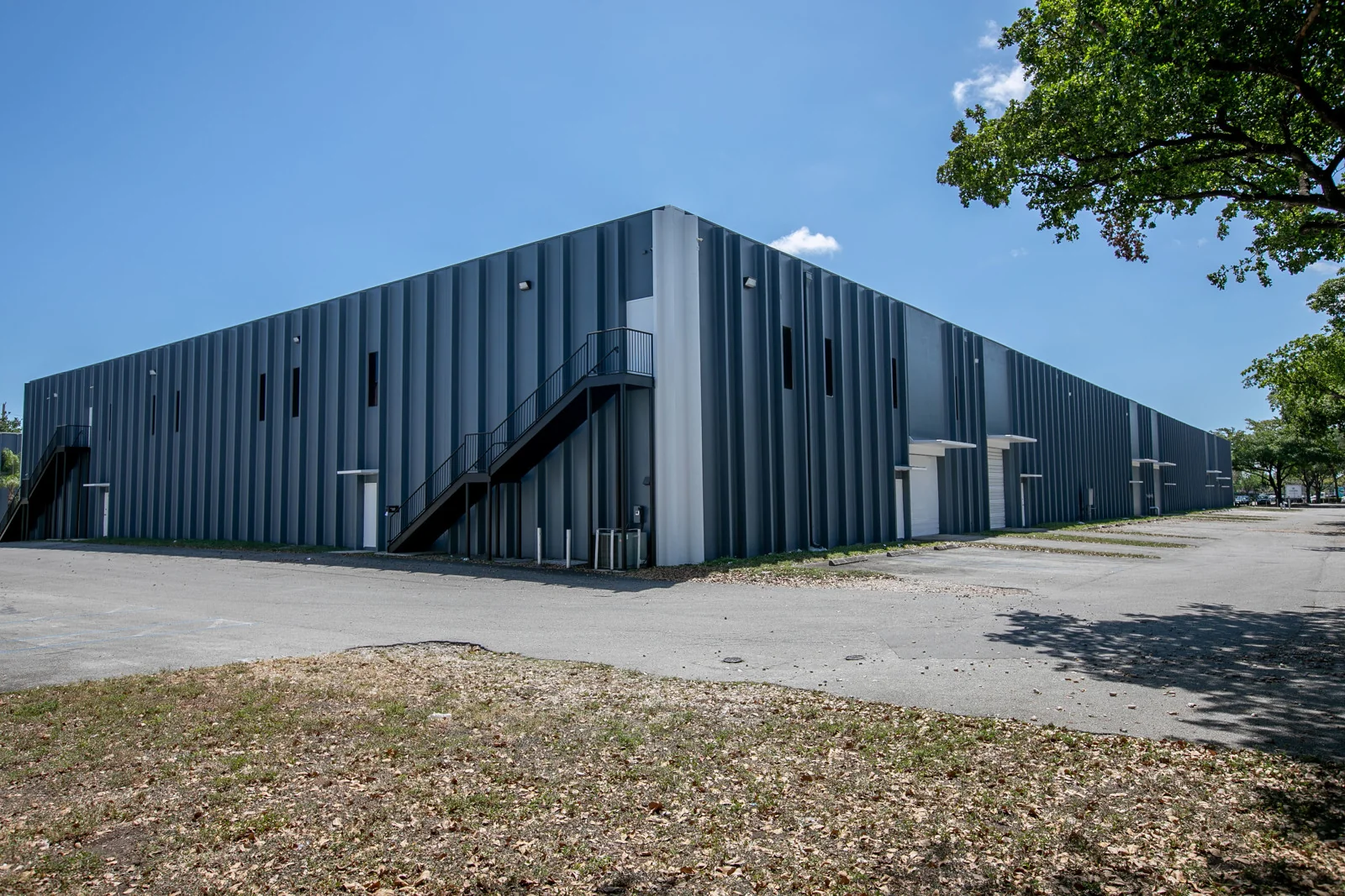 Bridge Point Pompano Beach Commerce Park — Lease in Pompano Beach, FL, photo 1 of 1