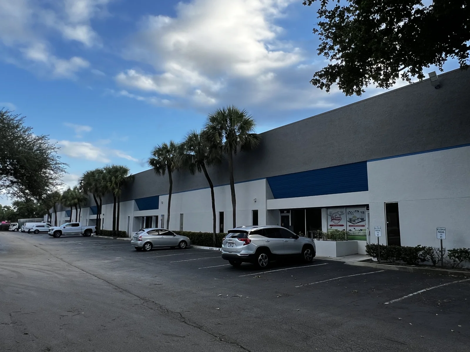 6,400-14,000 SF Available For Sublease In Pompano Beach