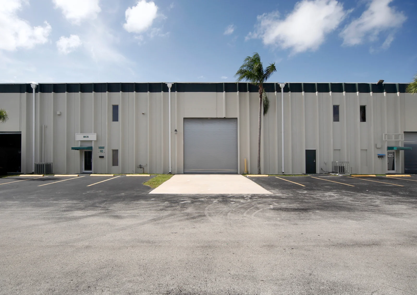 First Industrial International Warehouse — Lease in Fort Lauderdale, FL, photo 6 of 6