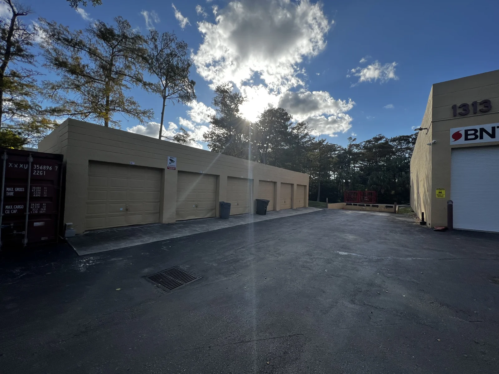 Industrial in Fort Lauderdale, FL — Lease in Fort Lauderdale, FL, photo 3 of 3
