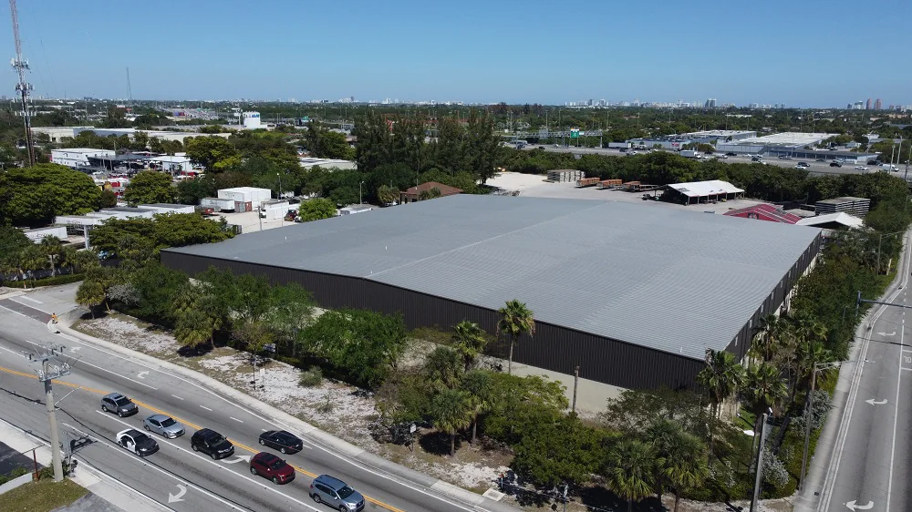 Depot Warehouse Sublease — Lease in Fort Lauderdale, FL, photo 2 of 8