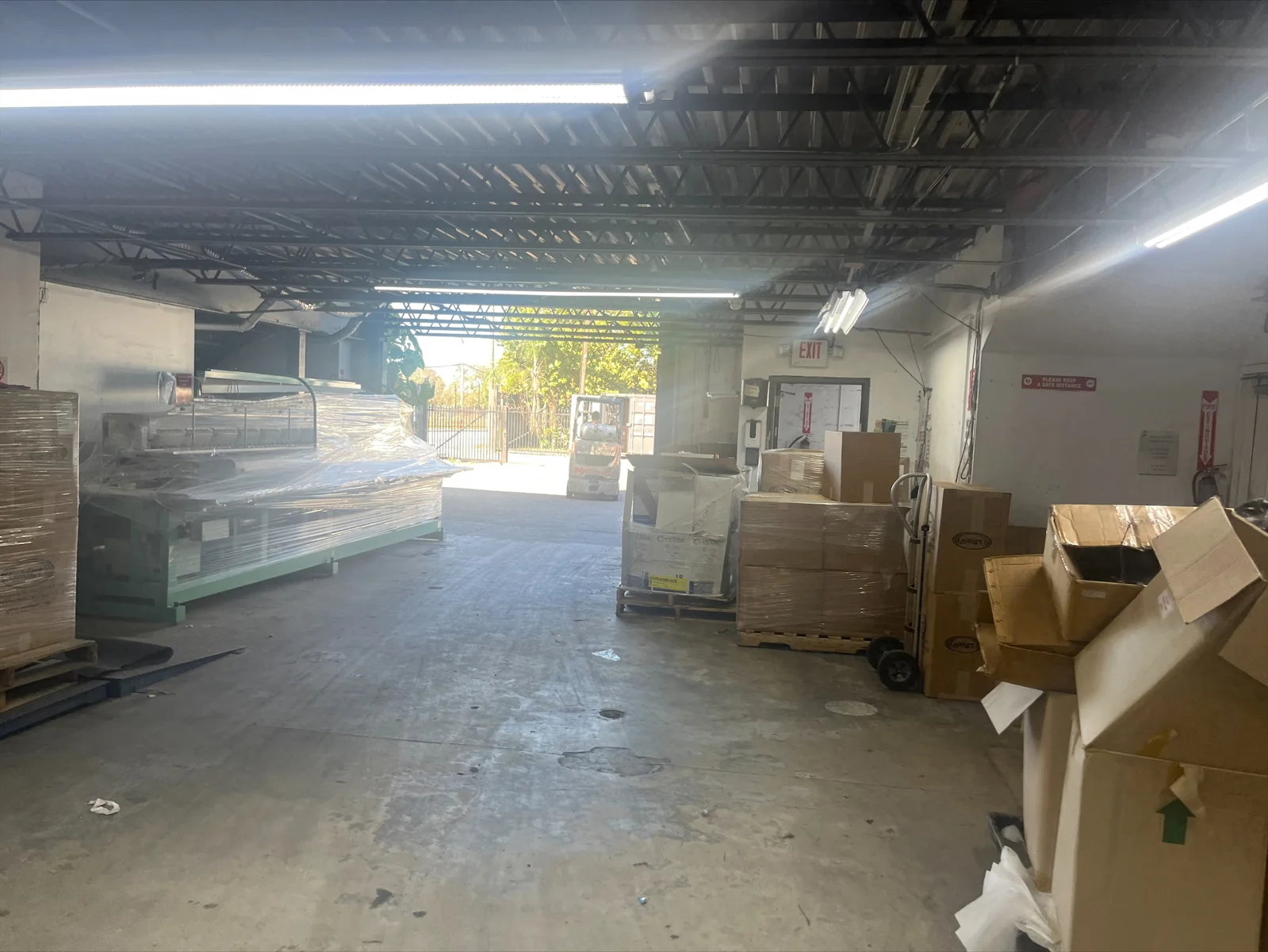 Premier I-95 Distribution Facility — Lease in Fort Lauderdale, FL, photo 6 of 6