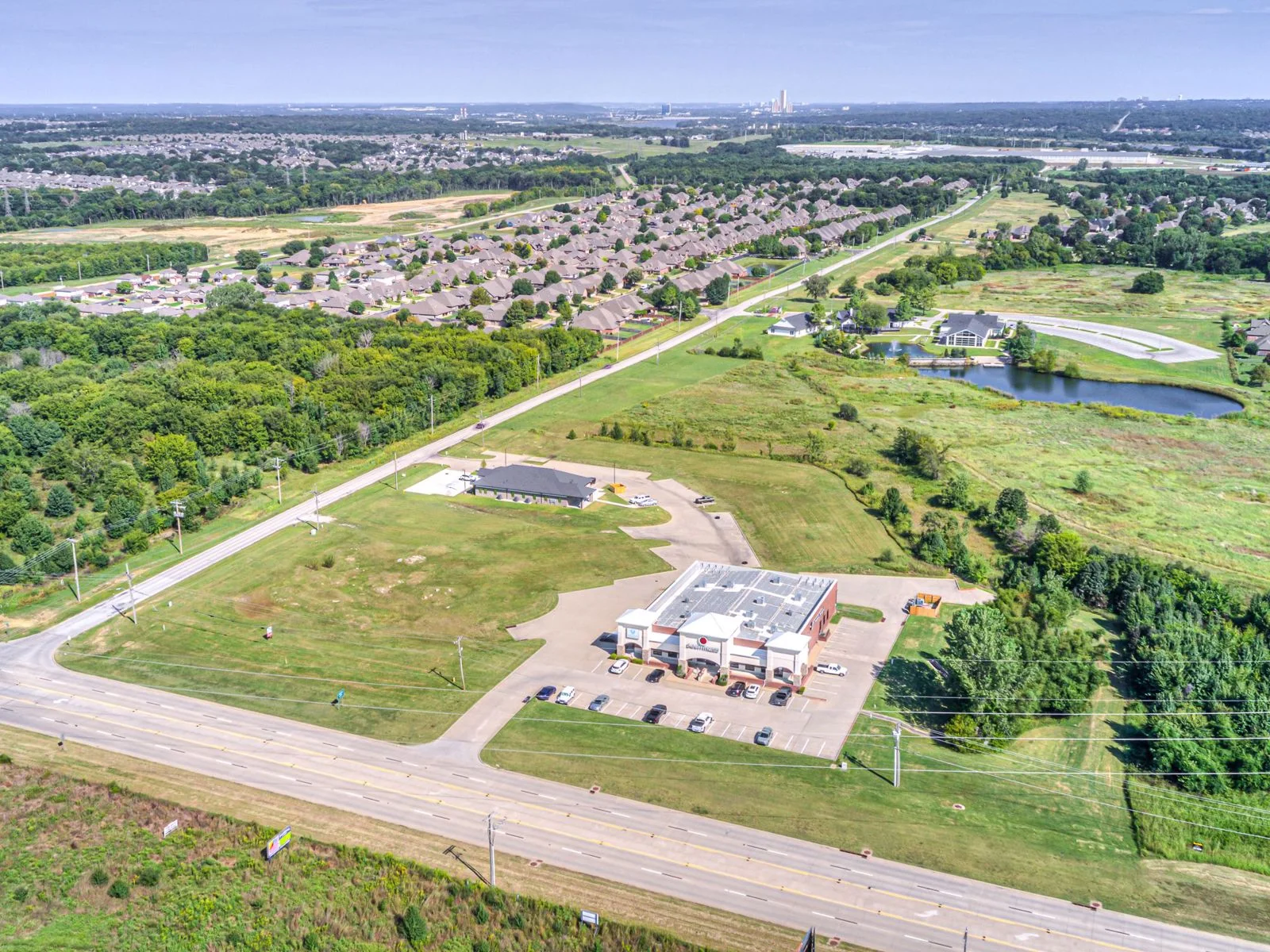 Hendrix Business Park — Sale in Bixby, OK, photo 1 of 8