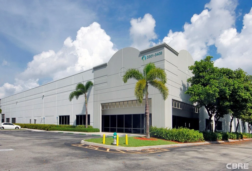 Prologis Port 95 - Building 800 — Lease in Fort Lauderdale, FL, photo 1 of 3