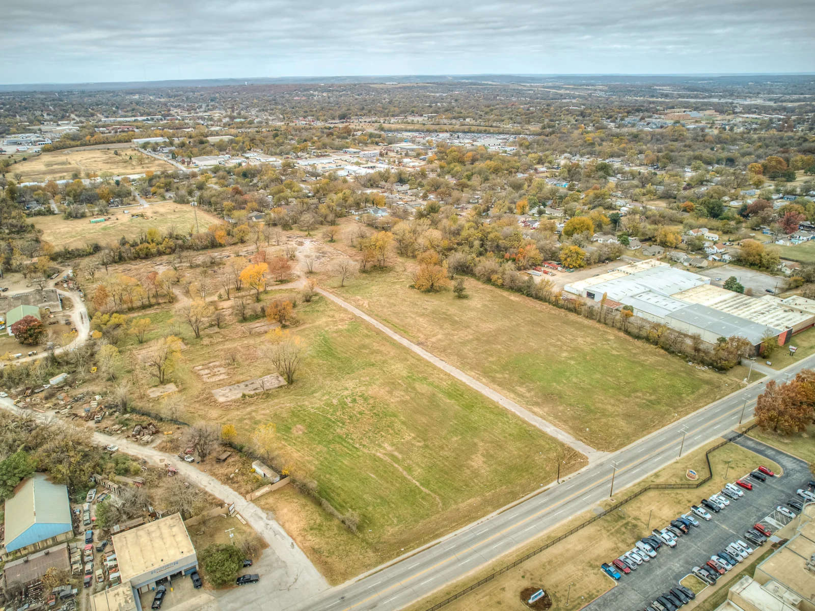 1140 North Lewis Avenue — Sale in Tulsa, OK, photo 3 of 8