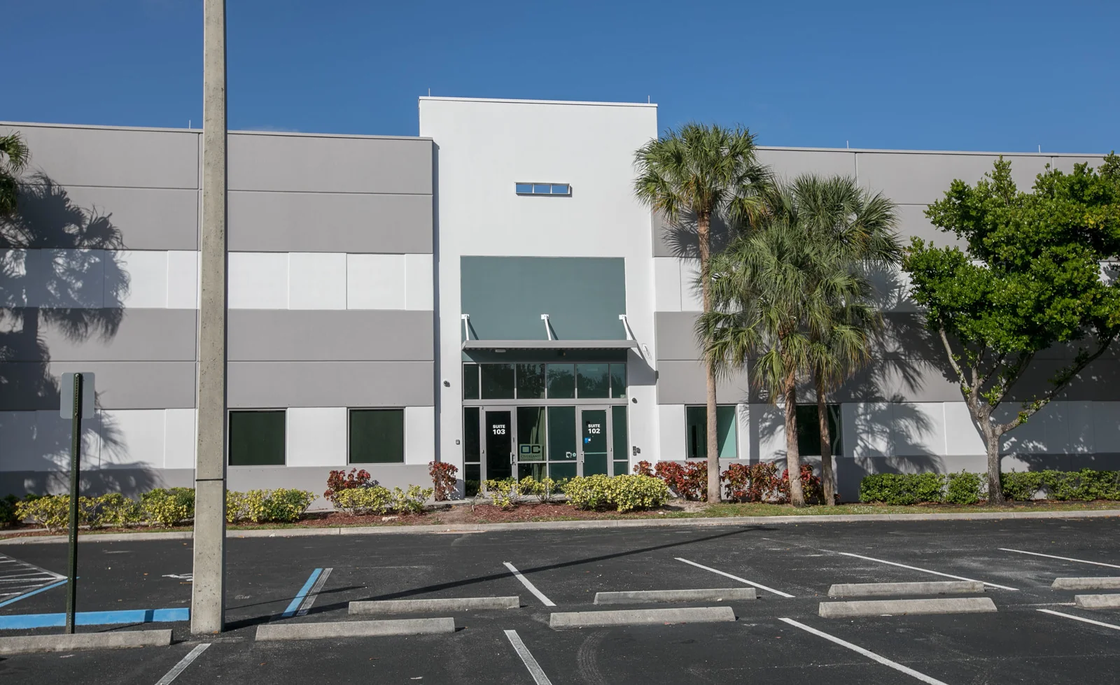 Port 95 Logistics Center I — Lease in Fort Lauderdale, FL, photo 3 of 5